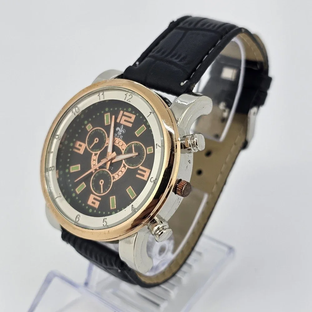 Men's Analog Watch 43MM Black Dial‎ Black Faux Leather Bands New Battery